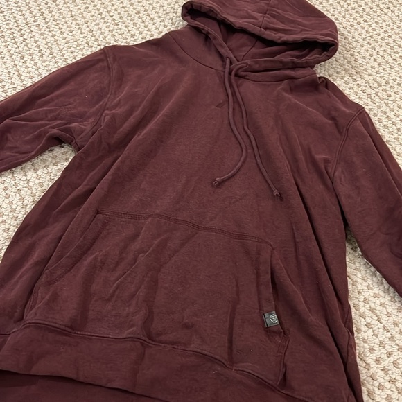 Threads 4 Thought Hoodie, medium - Picture 2 of 3